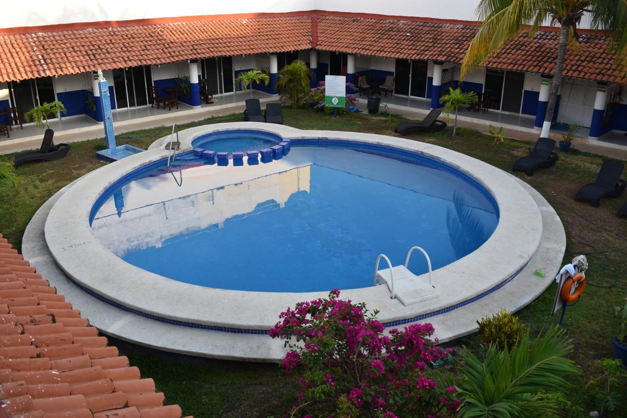 Hotel Plaza Almendros, Ісла-Мухерес Екстер'єр фото