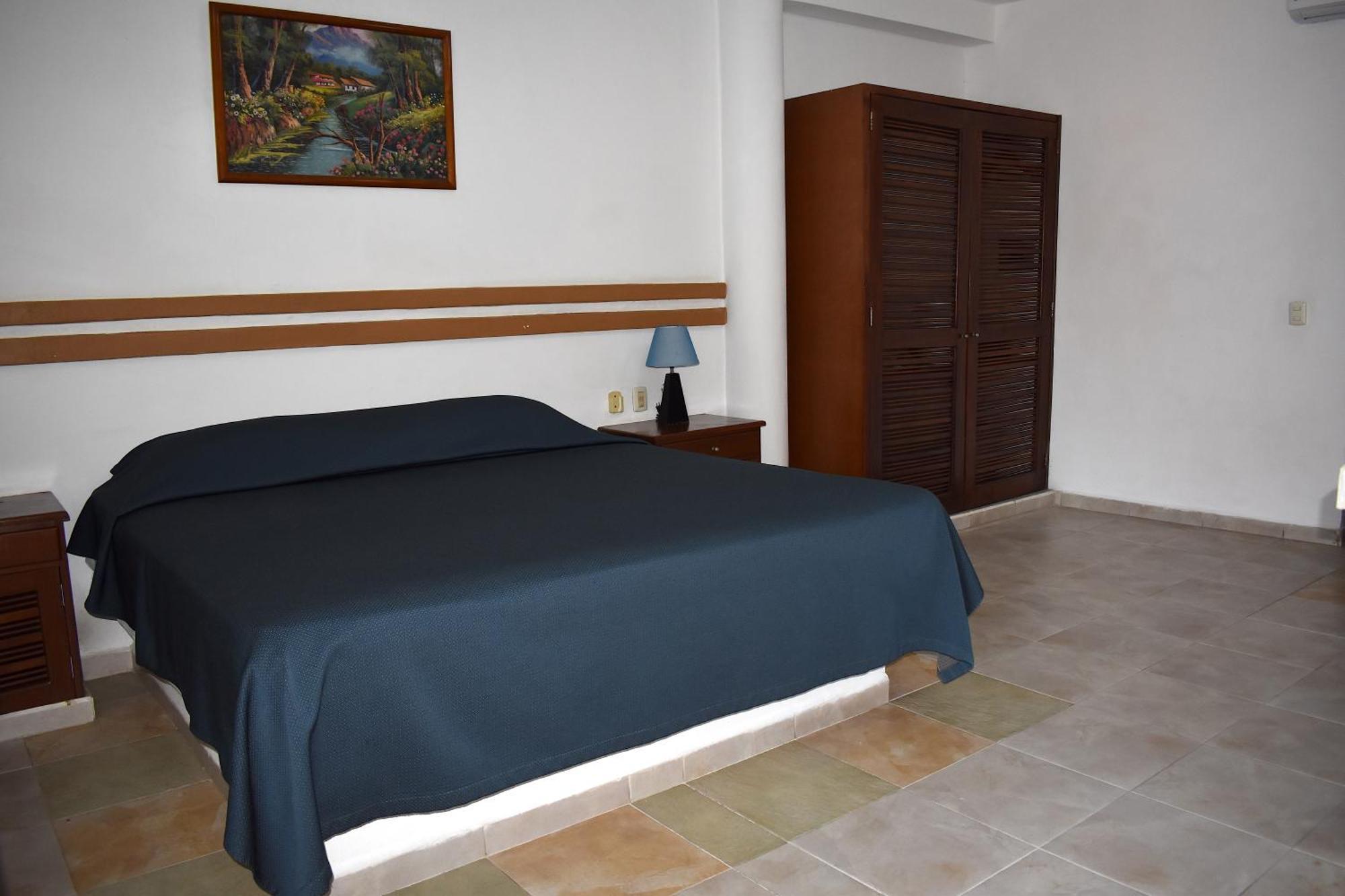 Hotel Plaza Almendros, Ісла-Мухерес Екстер'єр фото